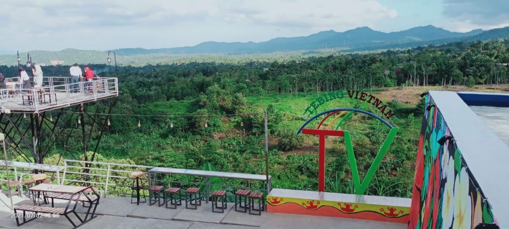 Eksotisnya Taman Wisata Tebing Vietnam, Jadi Plihan