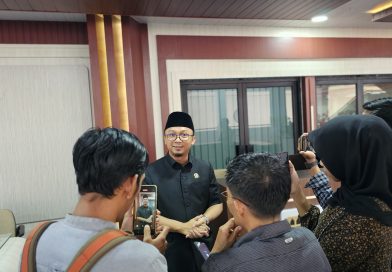 Interupsi Paripurna DPRD, Syukron PKS Tekankan Kolaborasi Bendung LGBT di Lampung