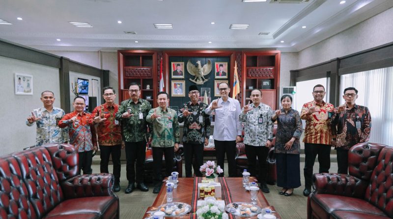 Kunjungan Kepala BSK Kemenkum Bahas Penguatan Layanan Hukum dan Kekayaan Intelektual
