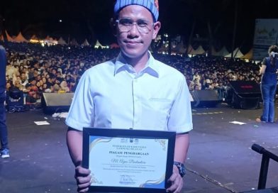 Kades Fajar Baru Raih Penghargaan  Jadi Desa Percontohan Agroeduwisata