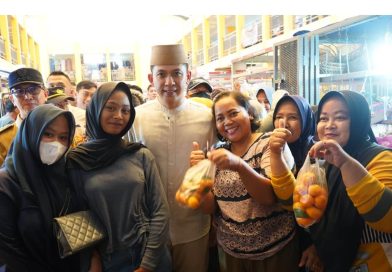 Bupati Egi Turun Langsung ke Pasar Natar, Pastikan Harga Sembako Tetap Stabil Jelang Lebaran 1447 H