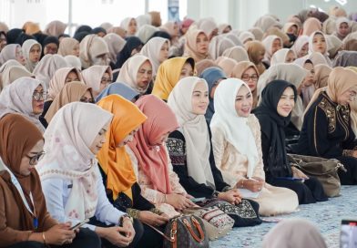 Bunda PAUD Provinsi Buka Pengajian Akbar IGTKI, Dorong Penguatan Karakter Generasi Emas