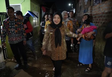 Walikota Bandar Lampung Beri Bantuan Warga Terdampak Korban Banjir