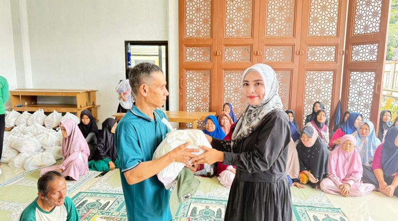 IKATRI Hiswana Migas Salurkan Puluhan Paket Bantuan di TPA Masjid Baitul Kirom