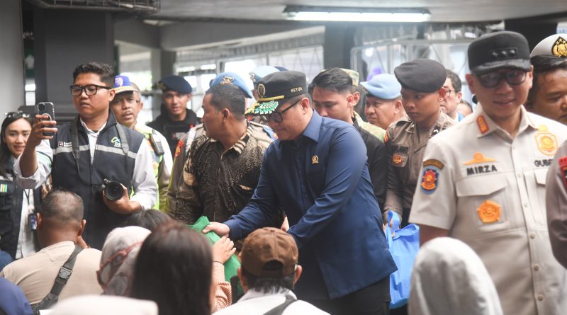 Ketua DPRD dan Gubernur Dampingi Kapolri Tinjau Arus Balik Lebaran di Pelabuhan Bakauheni