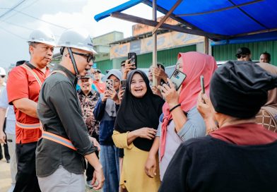 Warga Bangunrejo Ucap Syukur, Gubernur Mirza Wujudkan Jalan Mulus Warga Bangunrejo Ucap Syukur, Gubernur Mirza Wujudkan Jalan Mulus