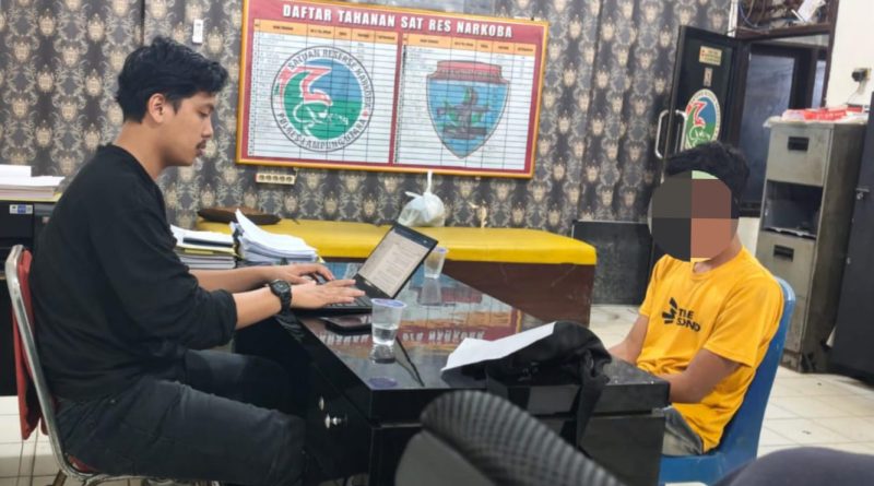 Satres Narkoba Polres Berhasil Ungkap dan Tangkap Tersangka Berikut 13 Paket Siap Edar