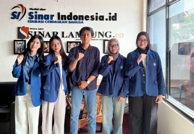 Mahasiswa FISIP Unila Pelajari Strategi Redaksi dan Manajemen Media