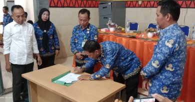 Kelurahan Cempedak Laksanakan Sertijab, Lurah Dedy Erwansyah Digantikan Sadikin Ali