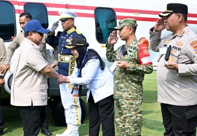 Walikota Bunda Eva Sambut, Kedatangan Presiden Prabowo
