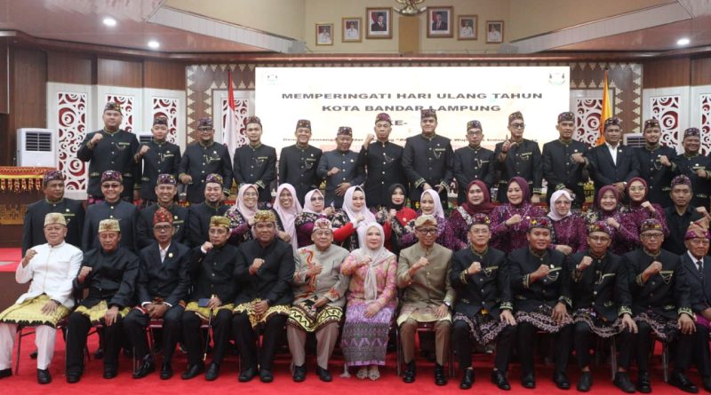Hadiri Paripurna HUT ke-344 Kota Bandar Lampung Gubenur Apresiasi Kinerja Pemkot