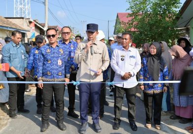 Resmikan Dua Ruas Jalan, Bupati Egi Dorong Konektivitas dan Pertumbuhan Ekonomi Desa