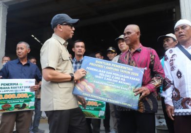 Pemprov Perkuat Fondasi Ekonomi Desa Lewat Inovasi Pertanian dan Pemberdayaan Petani