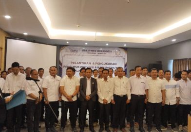 Perkuat Sinergi Tata Kelola, Ketum SMSI Kukuhkan Pokja Newsroom Jaga Desa di Lampung