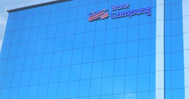 Bank Lampung Dukung Penataan Taman Kantor Bupati Lampung Selatan Lewat CSR