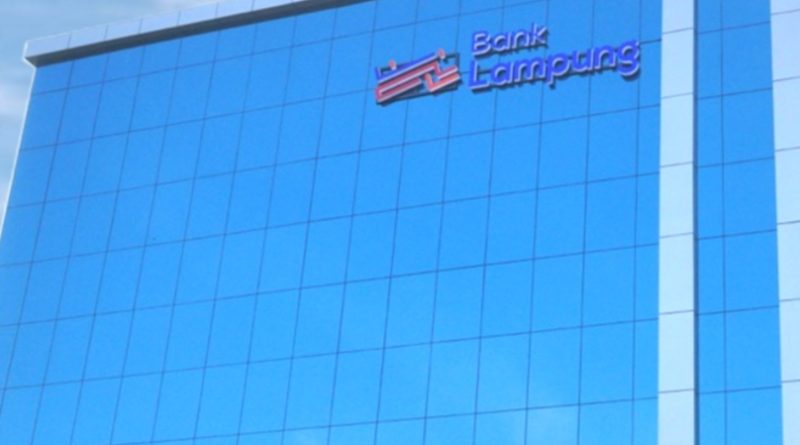 Bank Lampung Dukung Penataan Taman Kantor Bupati Lampung Selatan Lewat CSR
