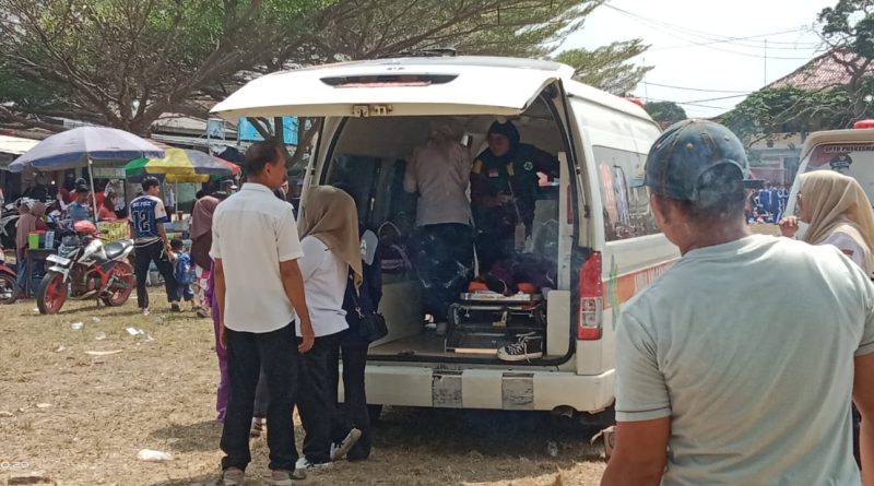 Ditengah Gebyar UMKM Sambut HUT RI,  Puluhan Siswa Pingsan Saat Ikuti Pelatihan PBB