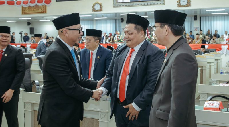 Gubernur Mirza Hadiri Paripurna Istimewa DPRD, Dengarkan Pidato Kenegaraan Presiden