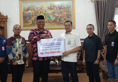 Bank Lampung melalui Program CSR Berikan Bantuan 4 Unit Kontainer Sampah ke Pemkab Lamteng