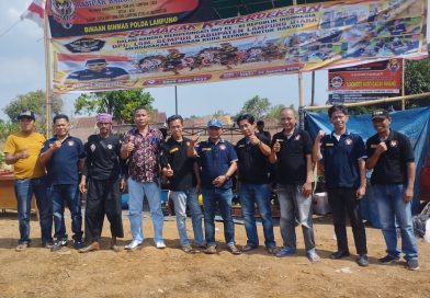 Semarak Kemerdekaan,   LSM GEMPUR Gelar Kesenian Kuda Kepang dan Bagikan Doorprize