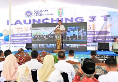 Anak-anak Gembira Sambut MBG, SPPG 3T Bandar Agung Buka Peluang Ekonomi Warga