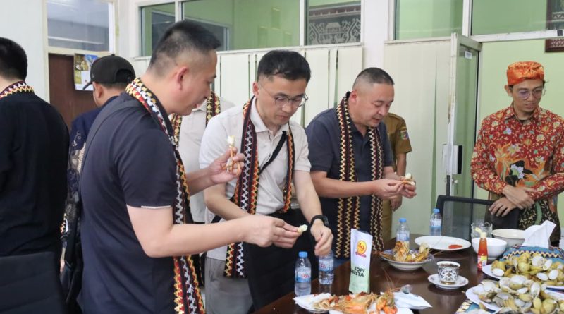 Bidik Pasar Global,  Pemprov Jajaki Kerja Sama Perdagangan dengan Tiongkok